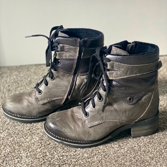 Dromedaris Shoes - Dromedaris Leather Lace-Up Ankle Boots - Kara